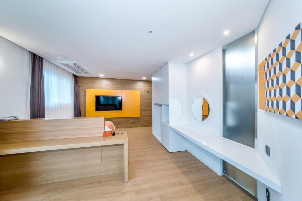 Co-Op City Hotel Seongsan Seogwipo Ngoại thất bức ảnh