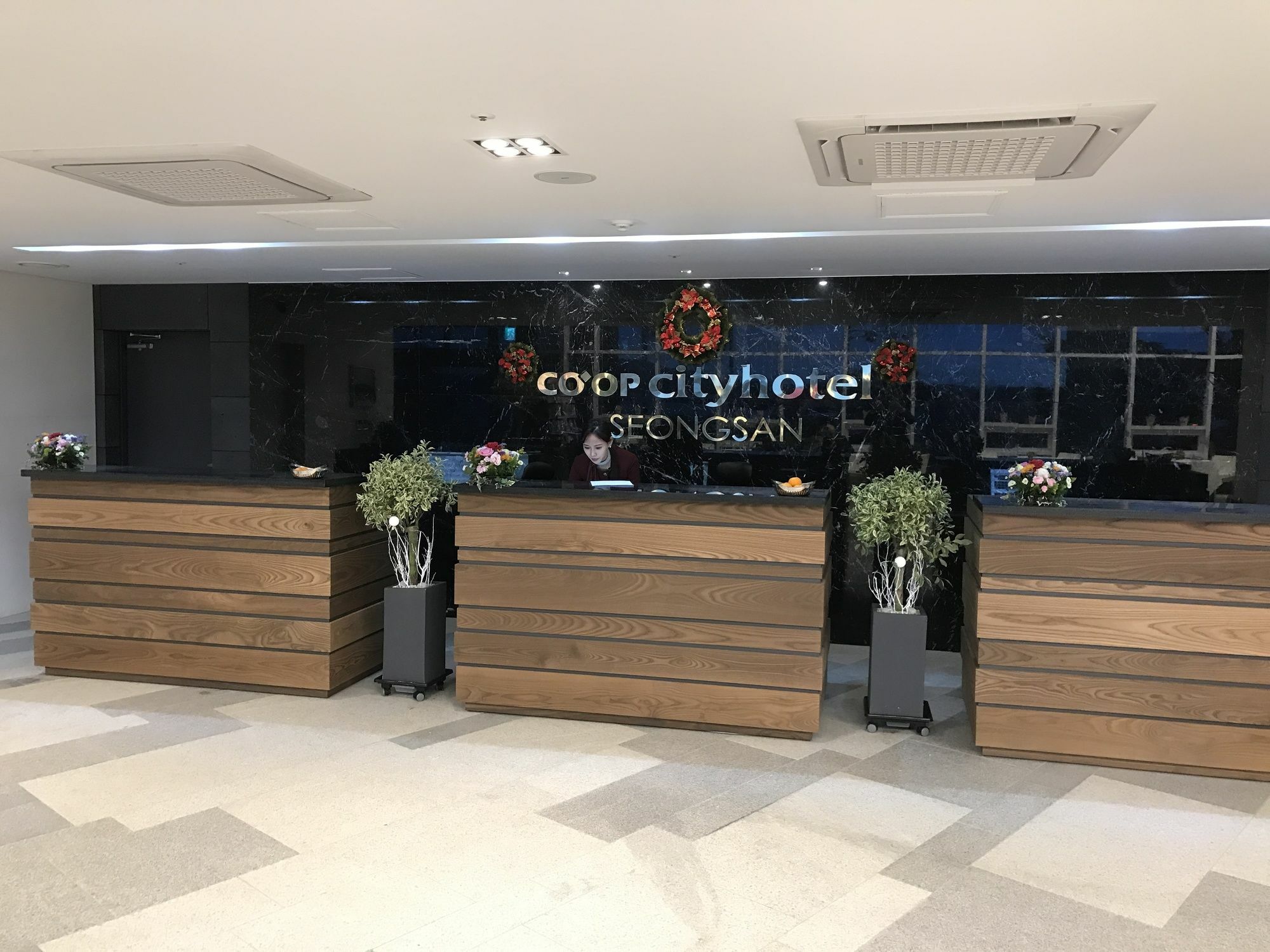 Co-Op City Hotel Seongsan Seogwipo Ngoại thất bức ảnh